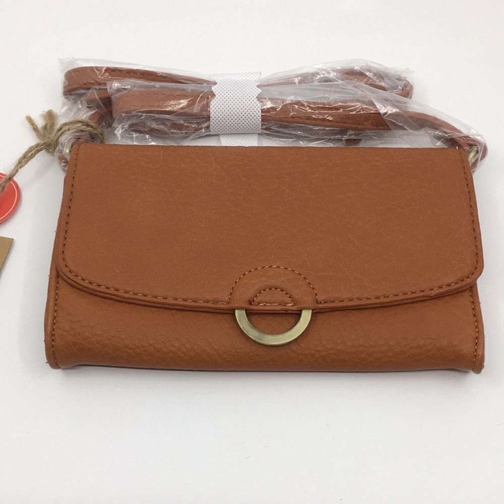 NWT Ampere Agnes Cognac Vegan Leather Wallet Crossbody